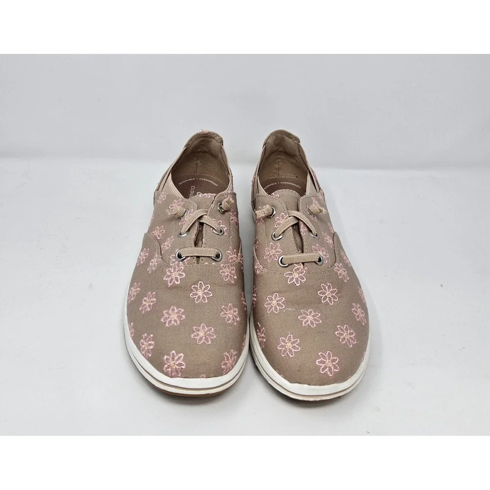 Clarks Shoes Sneaker Women 8 NEW Cloudsteppers Floral Embroidery Taupe Pink Tan